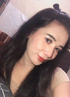 Transeksual Amelia - puta in Jakarta Photo 3 of 18