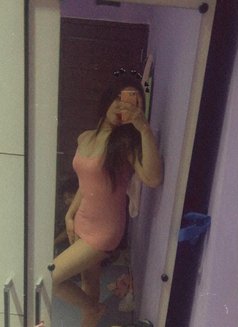 Transeksual Amelia - puta in Jakarta Photo 10 of 18
