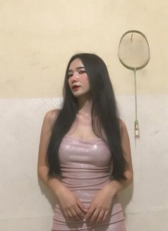 Transeksual Amelia - puta in Jakarta Photo 15 of 18