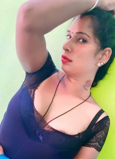 Transexual Chennai Kattupakam - Transsexual escort in Chennai Photo 3 of 5