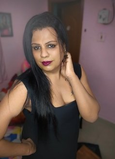 Transexual Chennai Nisha - Transsexual escort in Chennai Photo 2 of 4