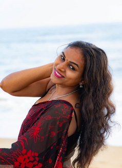 Transexual Chennai Sindhu - Acompañantes transexual in Chennai Photo 6 of 6