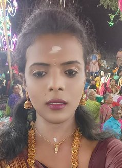 Transexual Chennai Tnagar - Transsexual escort in Chennai Photo 2 of 4