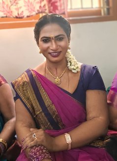 Transexual Coimbatore - Transsexual escort in Coimbatore Photo 2 of 4