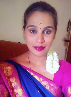 Transexual Salem Miakutty - Acompañantes transexual in Chennai Photo 5 of 5