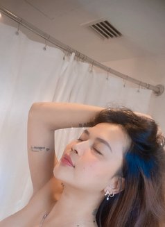 Transgender Tiara - Transsexual escort in Jakarta Photo 6 of 8