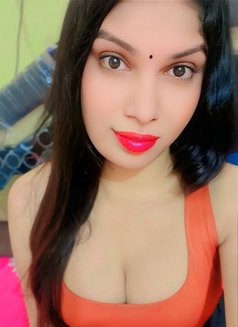 Transgirl Alisha - Transsexual escort in Navi Mumbai Photo 4 of 5