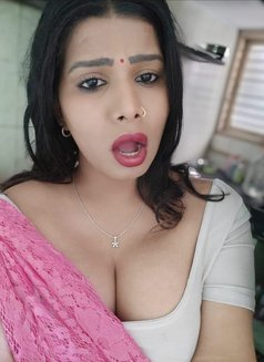 Transgirl Big Boobs & Pussy Fk Me - Acompañantes transexual in Bangalore Photo 8 of 14