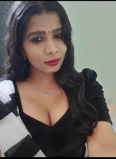 Transgirl Soft Boobs & Pussy Fuck Me - Acompañantes transexual in Bangalore Photo 1 of 9