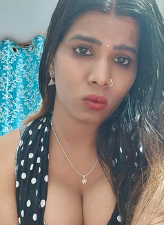 Transgirl Soft Boobs & Pussy Fuck Me - Acompañantes transexual in Bangalore Photo 2 of 9
