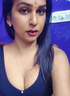 Transwomen hot milf at valasaravakam - Transsexual escort in Chennai Photo 6 of 6