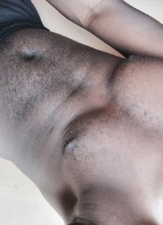 Tray - Male escort in Kampala Photo 2 of 2