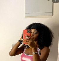 African Girl in Noida +91/813/289/2756 - puta in Noida