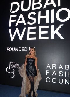 Tremendous Beauty Jessica - puta in Dubai Photo 4 of 20