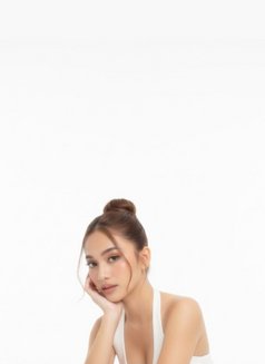 Trena - Acompañantes transexual in Makati City Photo 2 of 7