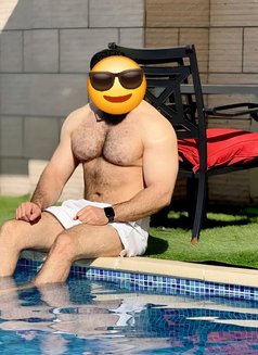 Trhr - Male escort in Riyadh Photo 1 of 5