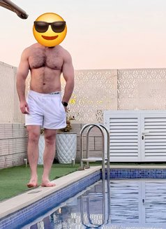 Trhr - Male escort in Riyadh Photo 2 of 5