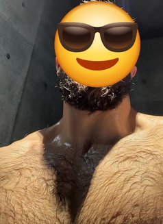 Trhr - Male escort in Riyadh Photo 3 of 5