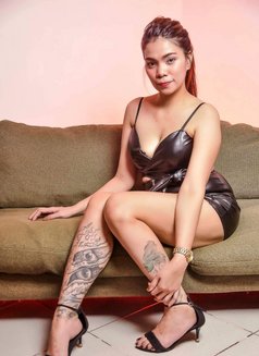Tricia - masseuse in Makati City Photo 7 of 10