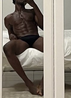 Trigga - Male escort in Nagoya Photo 3 of 6