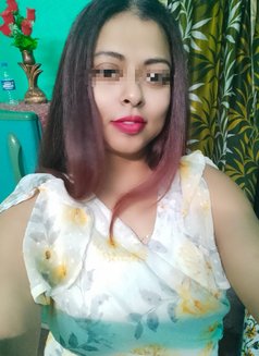 Trina - escort in Kolkata Photo 3 of 5