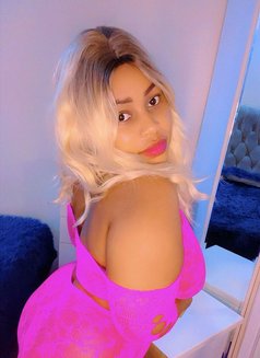 Trina - escort in Riyadh Photo 3 of 5