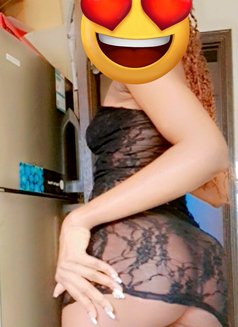 Trinah - escort in Jeddah Photo 2 of 4