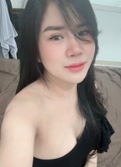 Trinh - escort in Abu Dhabi Photo 4 of 4