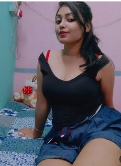 Tripti - escort in Thiruvananthapuram Photo 1 of 2