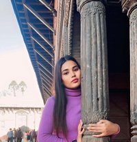 Tripti Pandey - puta in Udaipur