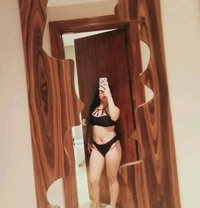 Trisha - puta in Manila