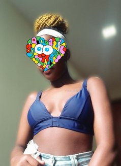 Trisha. +91, 93877, 72024 - puta in New Delhi Photo 2 of 5