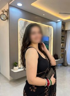 Trisha Available Escort - escort in Kochi Photo 1 of 4