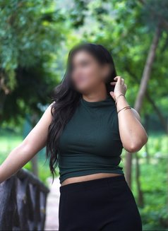Trisha Available Escort - escort in Kochi Photo 1 of 4