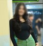 Trisha Available Escort N - puta in Kochi Photo 1 of 4