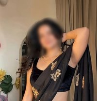 Trisha Available Now - puta in Mysore Photo 1 of 4