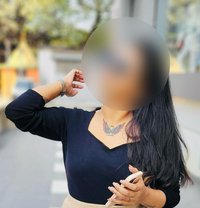 Fully independent classy Trisha - puta in Bangalore Photo 1 of 5