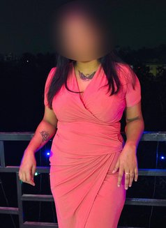 Fully independent classy Trisha - escort in Bangalore Photo 3 of 5