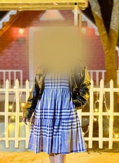 Trisha - escort in Bangalore Photo 2 of 4