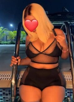 Trisha - escort in New Delhi Photo 4 of 5