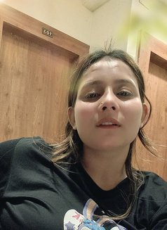 Trisha Escort - escort in Kolkata Photo 3 of 5