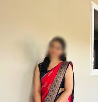 Trisha Escort Now - puta in Kochi