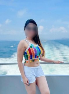 Trisha for Cam show - puta in Ranchi Photo 3 of 5