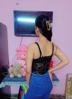 Trisha, Independent (Gfe, Meet & Cam) - puta in New Delhi Photo 9 of 11