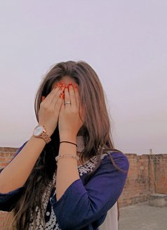 Trisha, Independent (Gfe, Meet & Cam) - puta in New Delhi Photo 10 of 11