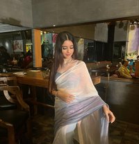 Trisha - escort in Abu Dhabi