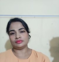 Trisha - puta in Ahmedabad