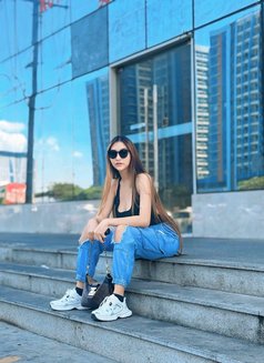 Trisha Mae Sexy - puta in Makati City Photo 10 of 10