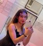 Trisha Rajput - puta in Bangalore Photo 1 of 5
