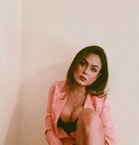 Trisha Roy - Transsexual escort in Mumbai Photo 17 of 23